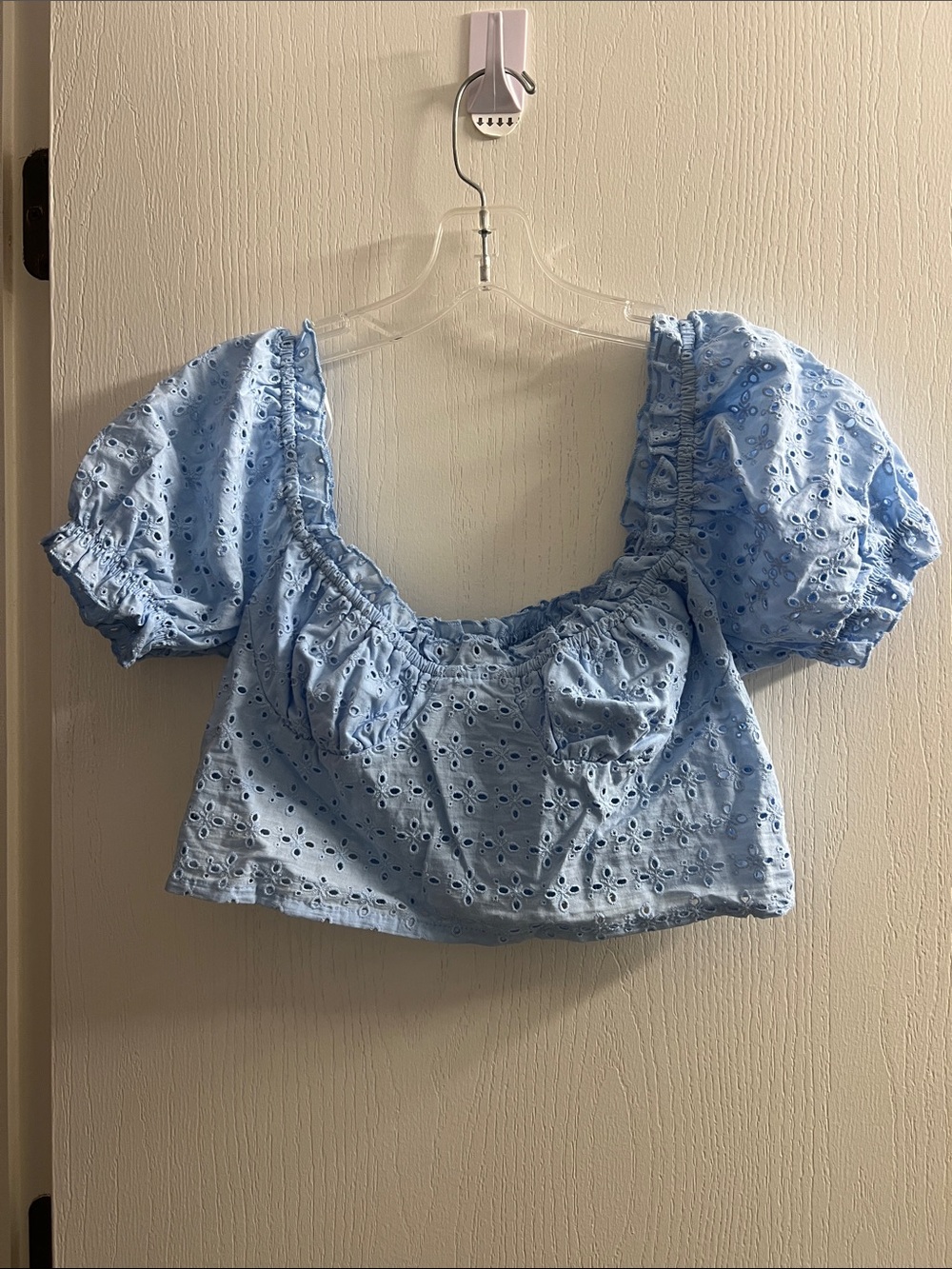 Love Tree Light Blue Eyelet Puff-Sleeve Crop Top